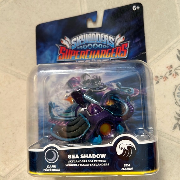 NIP New Sealed Skylanders Superchargers Sea Shadow Vehicle - Picture 2 of 3